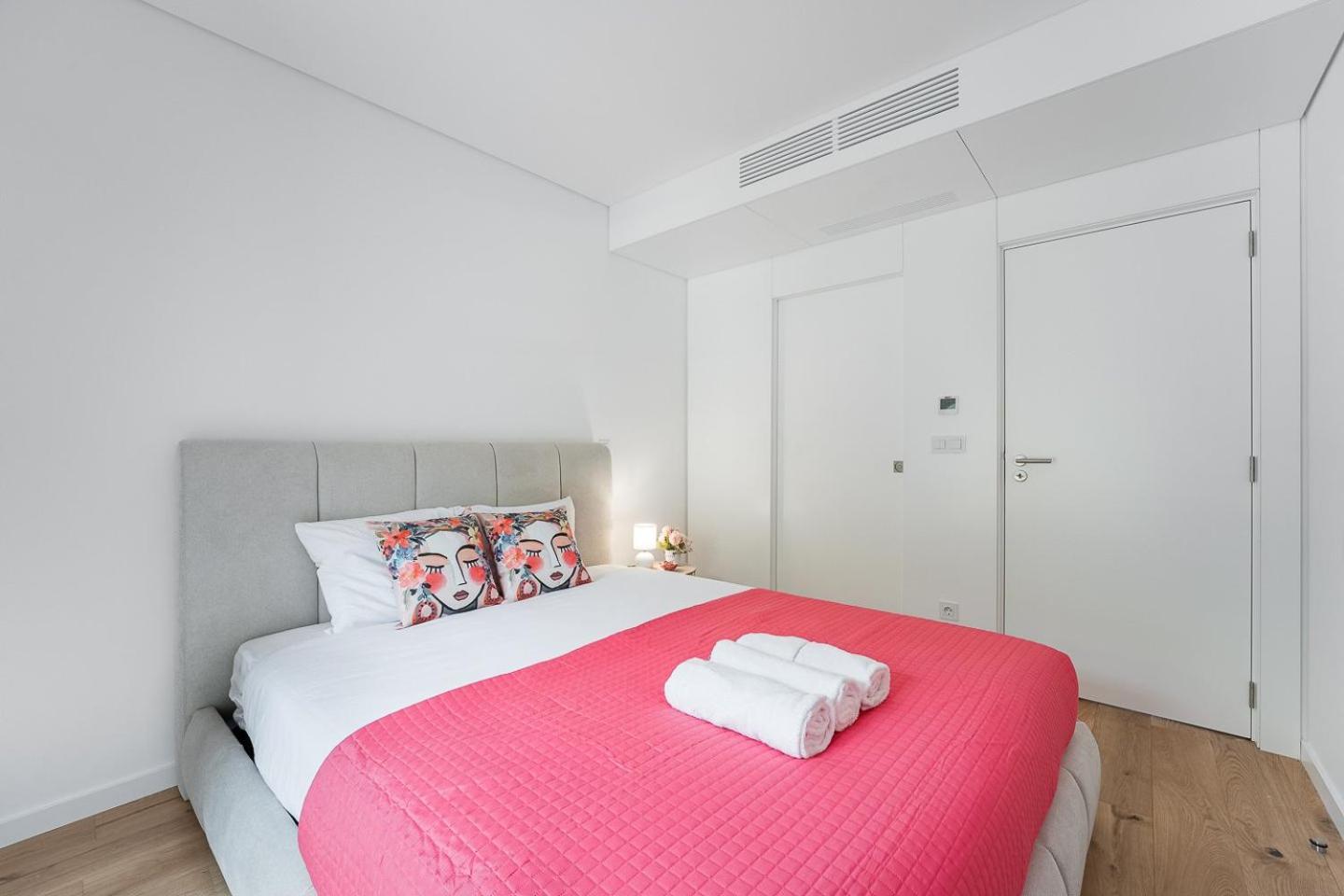 Apartamento Guestready - Majestic Riverside Terrace In Coímbra Exterior foto
